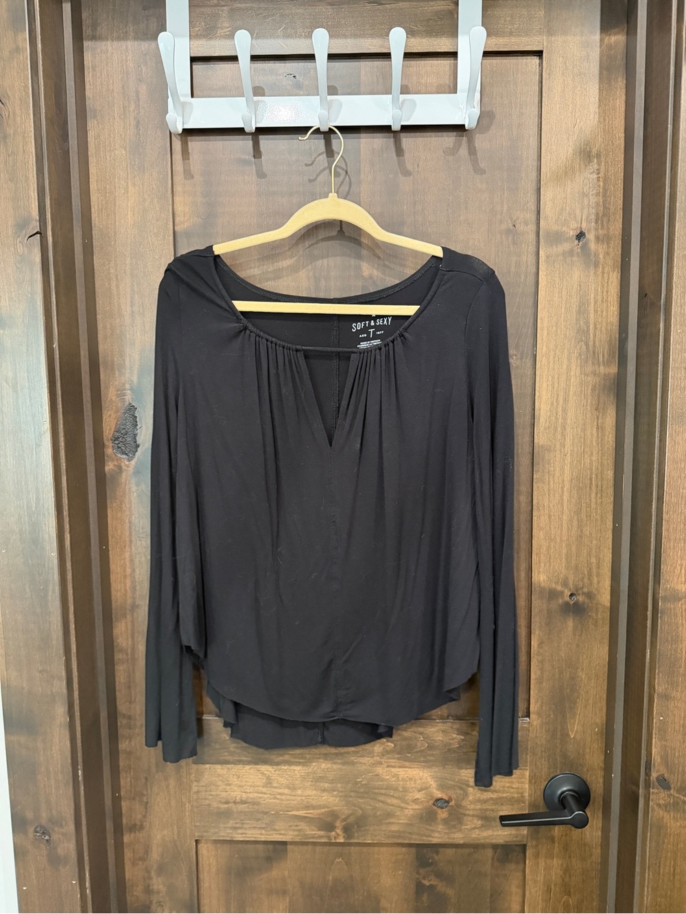 American Eagle Soft & Sexy Black Long-Sleeve Women's Top